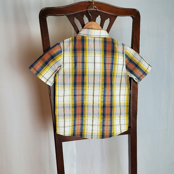 Set of 2 Short Sleeve Collared Shirt size M (5-6) - Picture 7 of 9